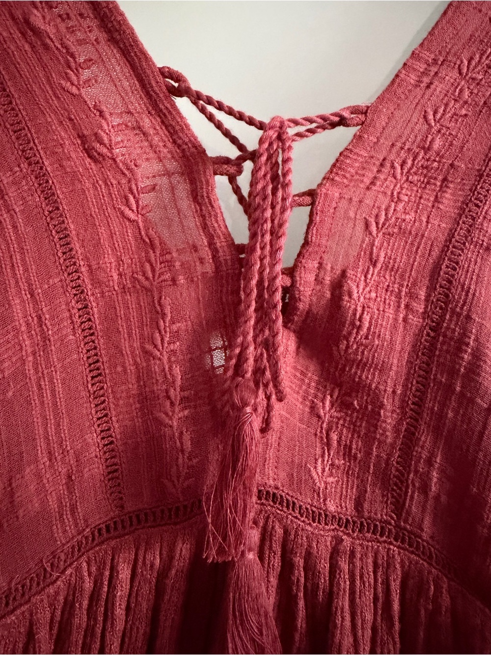 Lucky Brand M Red Boho Embroidered Lace Up Tassel Peasant Blouse - Picture 2 of 5